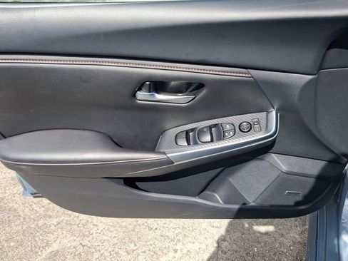 Used 2025 Nissan Sentra SR w/ SR Premium Package image 14