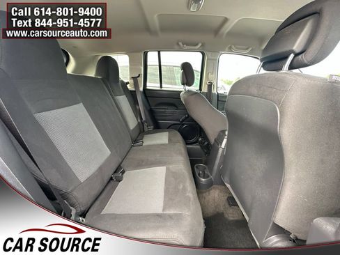 Used 2017 Jeep Compass Sport AWD/4WD image 22