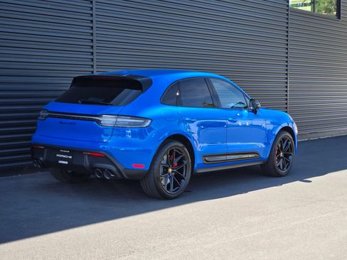 New 2026 Porsche Macan GTS AWD/4WD image 7