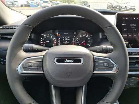 New 2026 Jeep Compass Limited AWD/4WD image 14