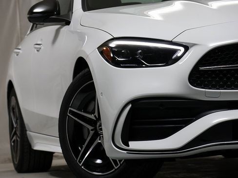 New 2026 Mercedes-Benz C 300 4MATIC Sedan image 4