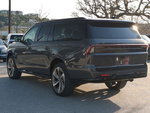 New 2025 Lincoln Navigator L Black Label w/ Black Label Special Edition image 5