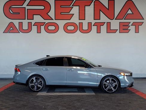 Used 2024 Honda Accord Sport image 1