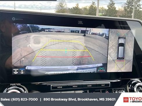 Used 2022 Toyota Highlander Platinum image 15