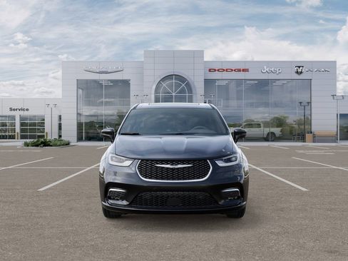 New 2026 Chrysler Pacifica Select AWD/4WD image 7