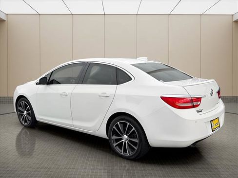 Used 2017 Buick Verano Sport Touring image 4