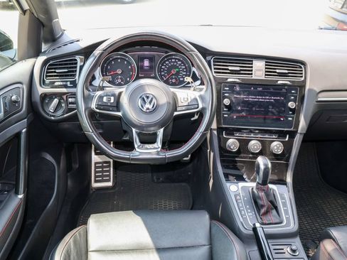 Used 2021 Volkswagen GTI SE FWD image 17