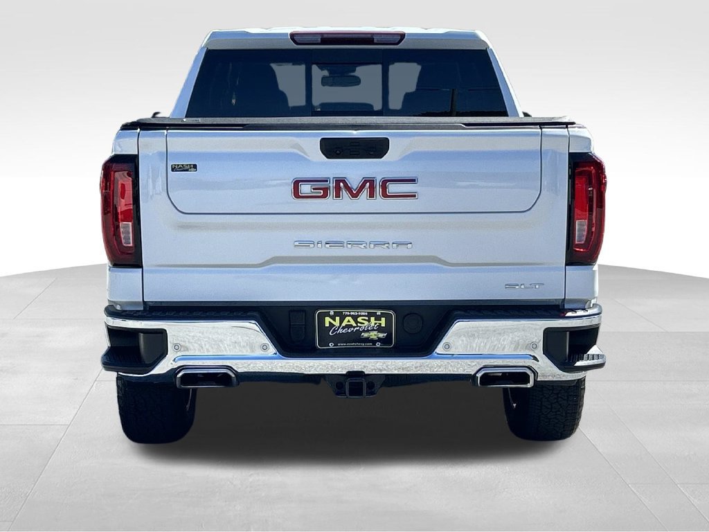 Used 2024 GMC Sierra 1500 SLT w/ SLT Premium Plus Package AWD/4WD image 4