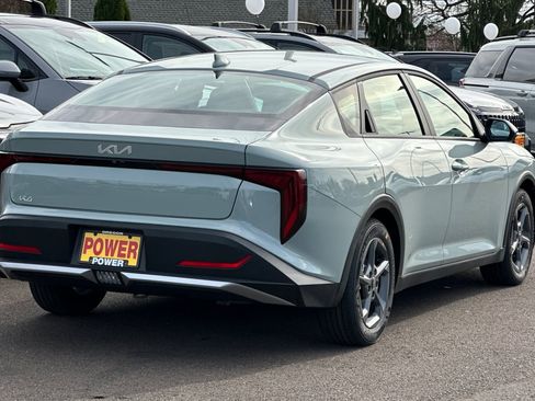New 2026 Kia K4 LXS image 5