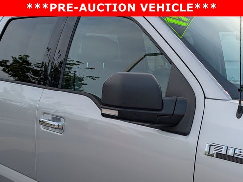 Used 2017 Ford F150 XLT w/ Equipment Group 302A Luxury AWD/4WD image 10