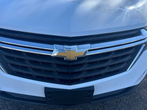 Used 2022 Chevrolet Equinox LS w/ LPO, Floor Liner Package FWD image 23