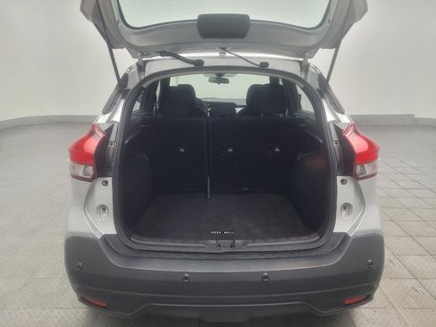 Used 2020 Nissan Kicks S FWD image 29