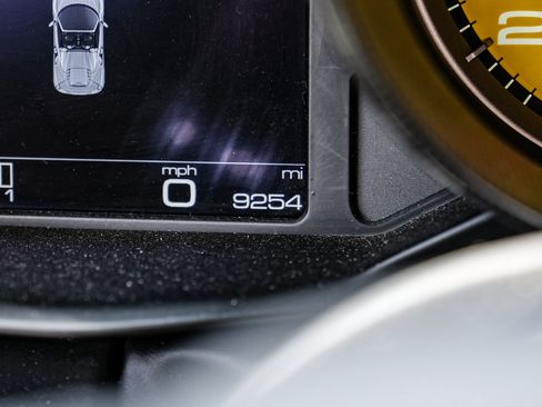 Used 2017 Ferrari 488 Spider RWD image 18