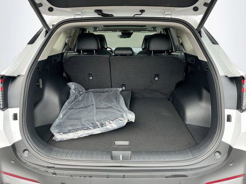 Certified 2026 Kia Sportage EX w/ EX Panorama Roof Package FWD image 32