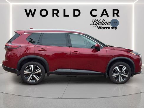 Used 2024 Nissan Rogue SL w/ SL Premium Package FWD image 4