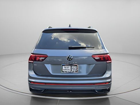 Used 2023 Volkswagen Tiguan SE R-Line FWD image 5
