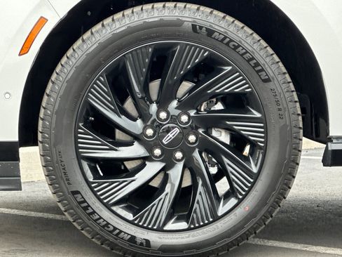 New 2025 Lincoln Navigator L Reserve w/ Jet Appearance Package image 26