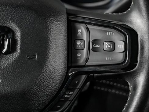 Used 2023 RAM 2500 Limited AWD/4WD image 18