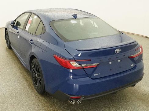 New 2026 Toyota Camry SE image 9