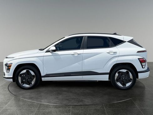 Used 2024 Hyundai Kona SEL FWD image 5