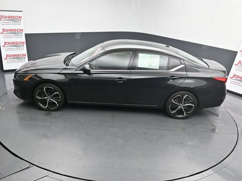 Used 2023 Nissan Altima 2.5 SR image 31