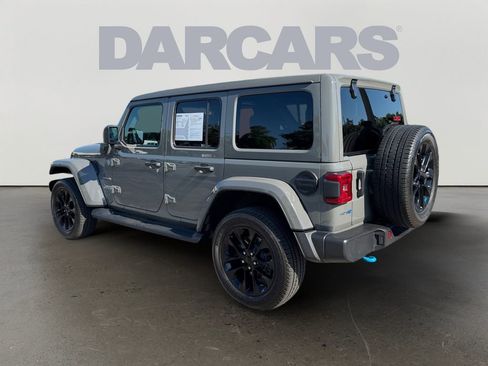 Used 2023 Jeep Wrangler Unlimited Sahara w/ Cold Weather Group AWD/4WD image 5