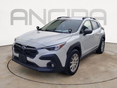Used 2025 Subaru Crosstrek 2.0i Premium AWD/4WD image 3