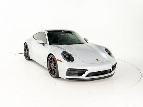 Used 2024 Porsche 911 Carrera GTS image 7