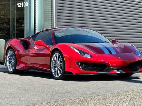 Used 2019 Ferrari 488 Pista Coupe image 10