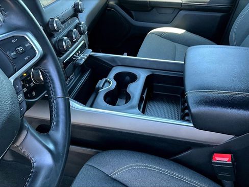 Used 2023 RAM 1500 Big Horn AWD/4WD image 18