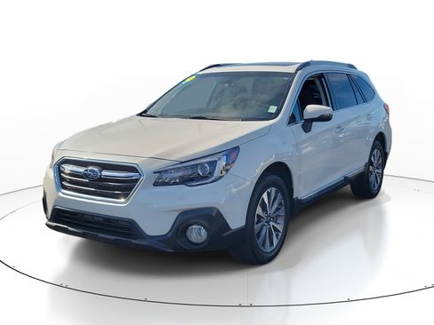 Used 2019 Subaru Outback 3.6R Touring w/ Popular Package #3A image 2