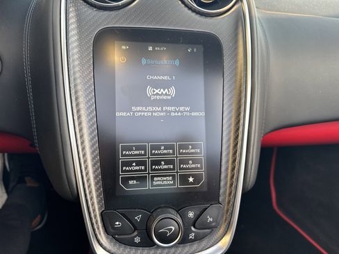 Used 2019 McLaren 570S Spider image 24