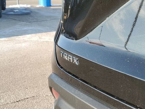 Certified 2024 Chevrolet Trax LT w/ Driver Confidence Package image 34