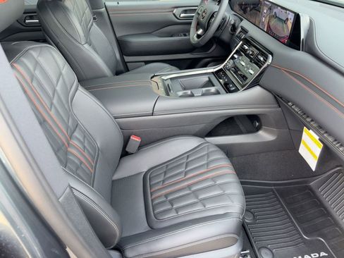 New 2026 Nissan Armada PRO-4X image 31