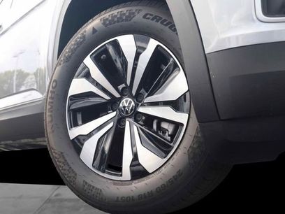 New 2026 Volkswagen Atlas SE