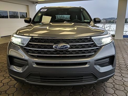 Certified 2023 Ford Explorer XLT image 2