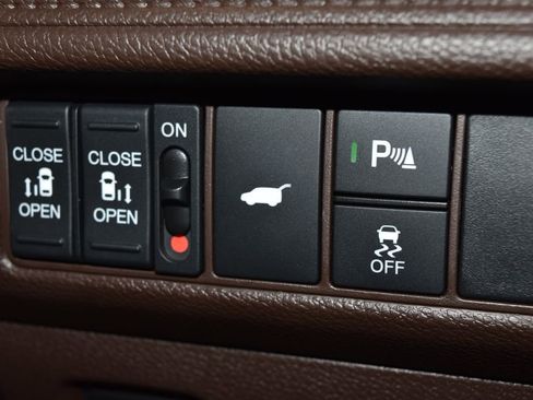 Used 2026 Honda Odyssey Elite image 18