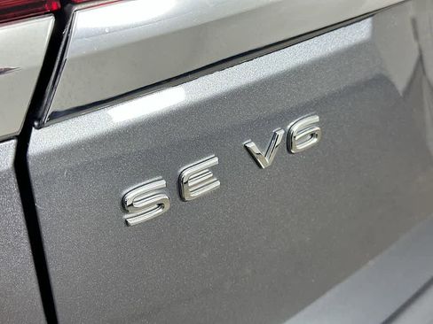 Used 2021 Volkswagen Atlas SE w/ Panoramic Sunroof Package image 8