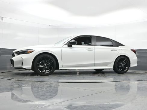 Used 2025 Honda Civic Sport image 41