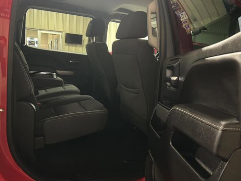 Used 2018 Chevrolet Silverado 1500 LT w/ All Star Edition image 11