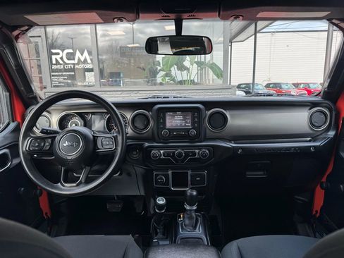 Used 2018 Jeep Wrangler Sport image 25
