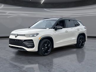 New 2026 Volkswagen Tiguan SE R-Line video 1