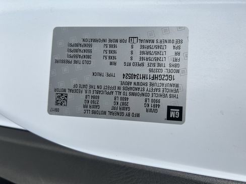 Used 2017 Chevrolet Express 3500 image 16