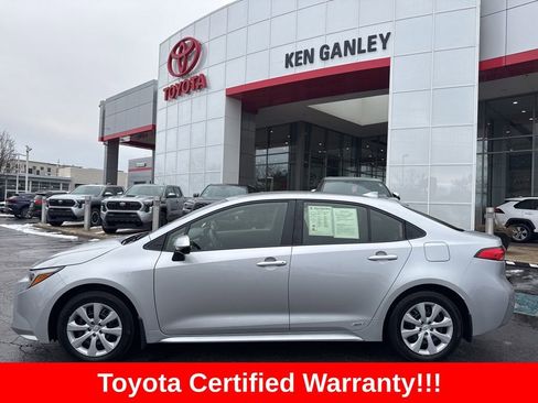 Certified 2024 Toyota Corolla LE image 3