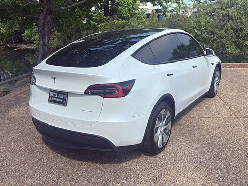 Used 2020 Tesla Model Y Long Range AWD/4WD image 5