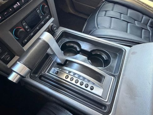 Used 2003 HUMMER H2 w/ Preferred Equipment Group AWD/4WD image 26