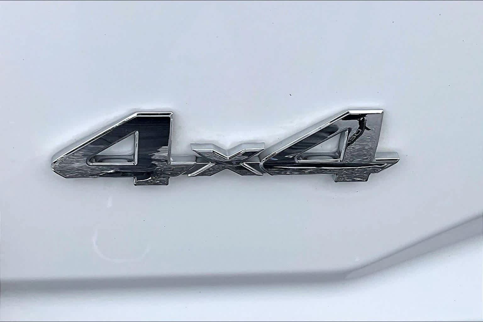 Used 2022 Toyota Tacoma SR AWD/4WD image 10