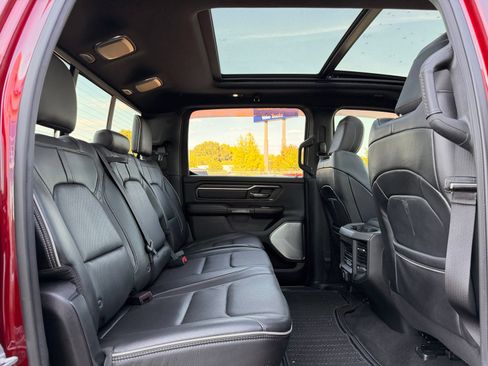 Used 2019 RAM 1500 Limited AWD/4WD image 31