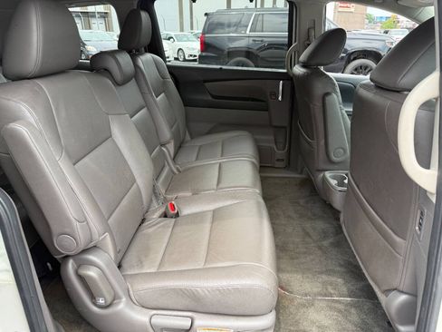 Used 2017 Honda Odyssey EX-L image 37