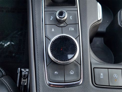 Used 2024 Cadillac XT4 Premium Luxury image 20